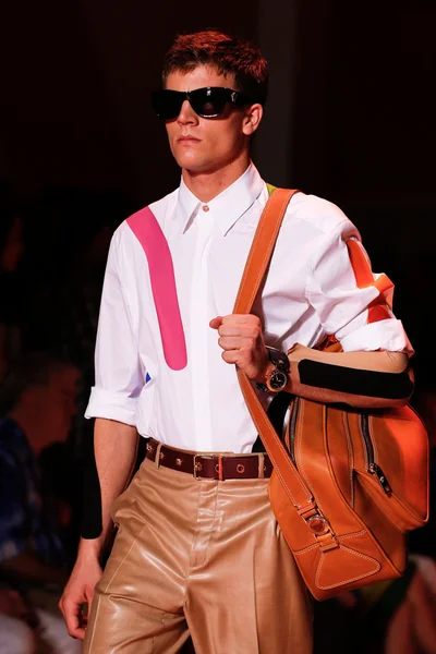 Look 83